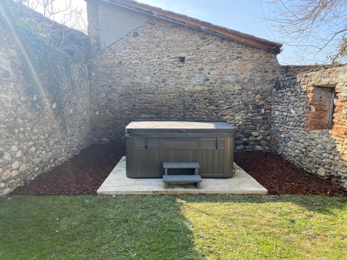 Ausson La Maison Du Bonheur מראה חיצוני תמונה