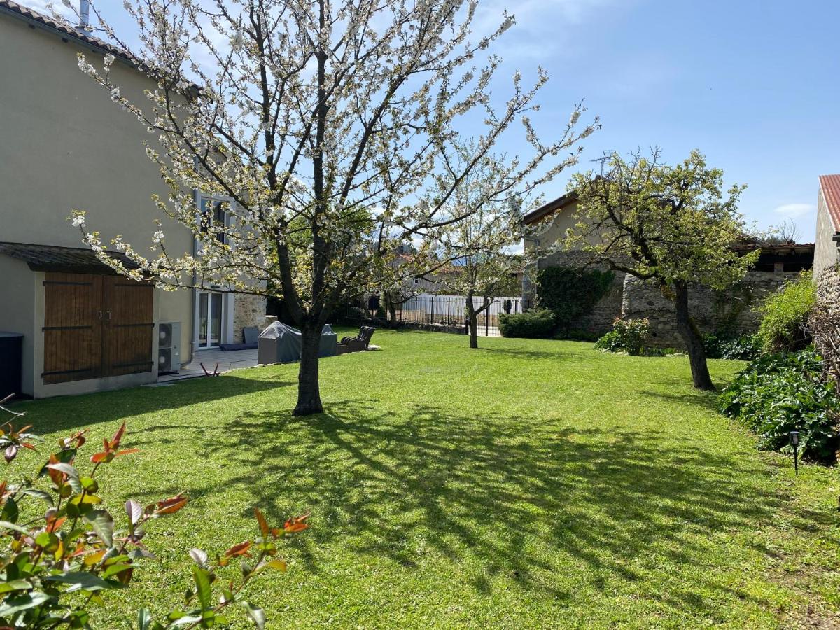 Ausson La Maison Du Bonheur מראה חיצוני תמונה