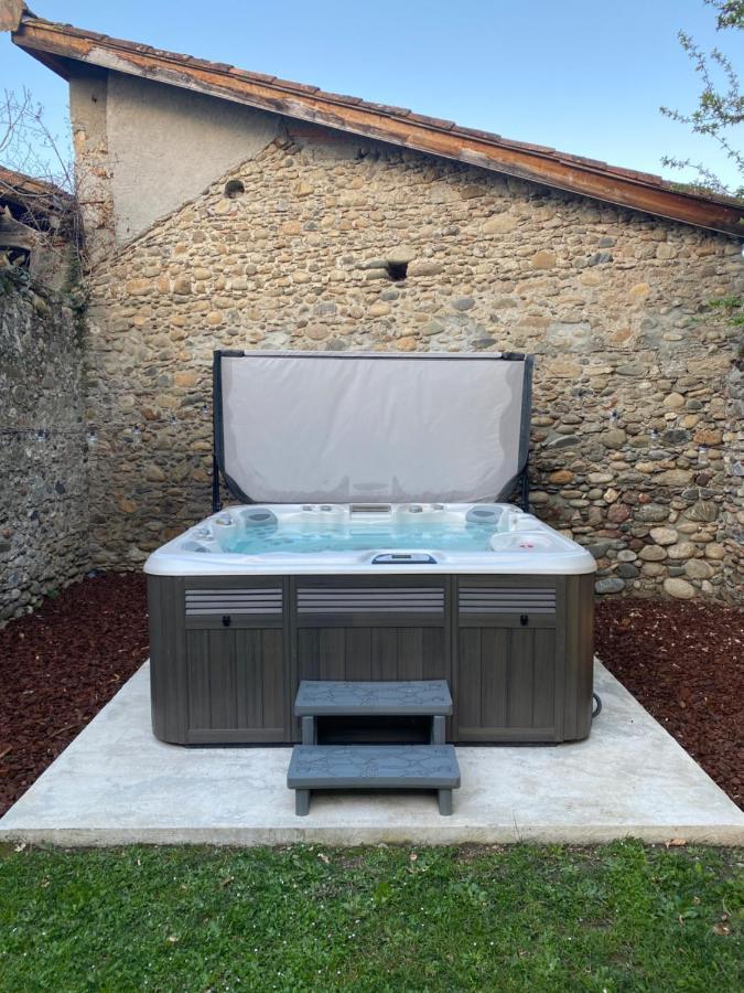 Ausson La Maison Du Bonheur מראה חיצוני תמונה